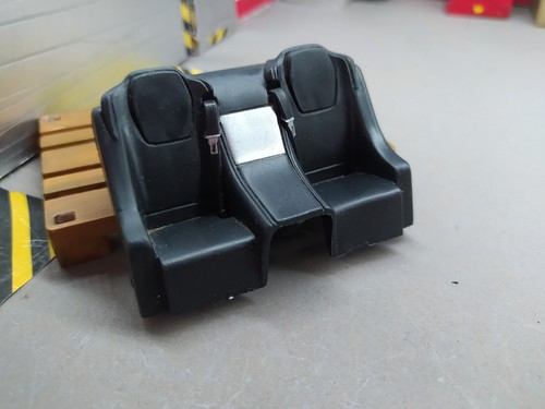 Banquette arrière aston - 1/18,