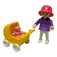 sympa enfant  avec poussette