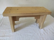 Ancien Repose pieds en bois  35 x 14 cm par 19 cm de haut
