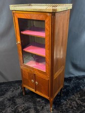 Petite vitrine XIXe de style