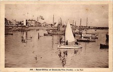 CPA St-GILLES et CROIX-de-VIE