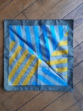 Petit foulard carré ricci club Nina ricci scarf 