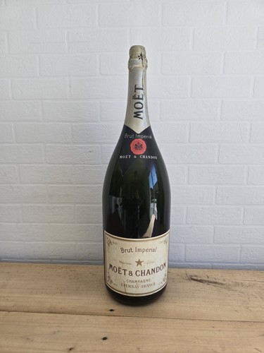 Bouteille vide moet chandon - vide,