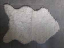 descente de lit fausse fourrure d'ours