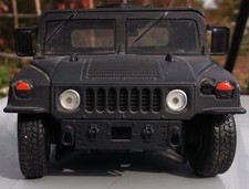 Hummer Humvee Noir Mat  Echelle 1/24e. No 73252.
