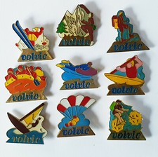 lot de 9 Pin's Publicitaire collection Volvic des années 90 eau volvic 
