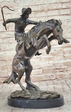 Sculpture En Bronze Signée De