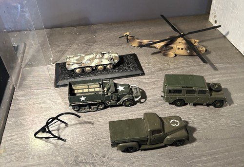 Anciens camions militaires - camions,