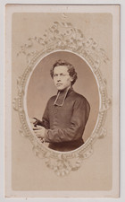 CDV Dufour à Dijon - Un homme
