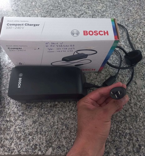 Chargeur adapter compact bosch - chargeur,