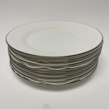 8 PC Ensemble Wedgwood Petit