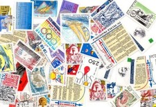 FRANCE.LOT DE  50 TIMBRES à