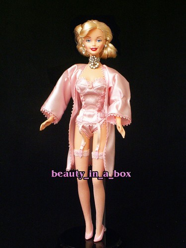 Marilyn monroe barbie - barbie, in