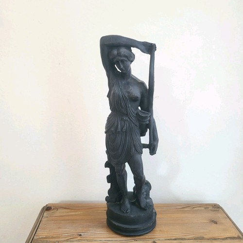 Statue diane chasseresse avec - diane,
