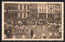 CPA Binche, Les gilles 