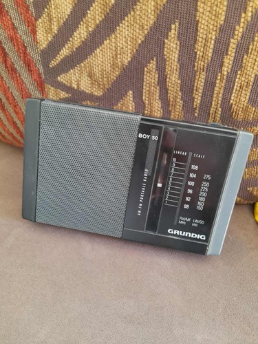 Radio portative grundig boy - grundig,