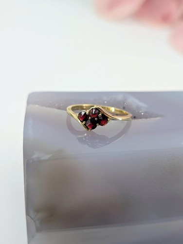 Bague ornée quatre - bague,
