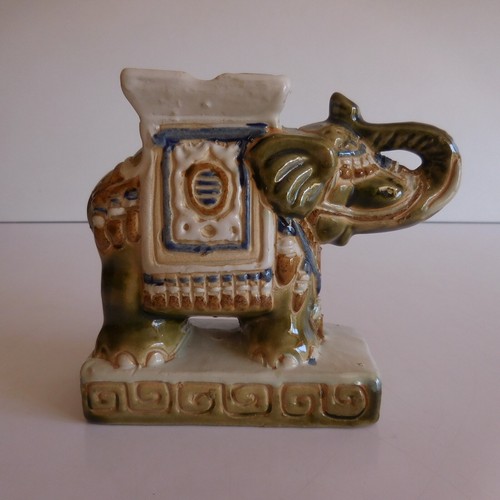 Eléphant sculpture céramique