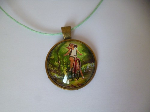 Collier bronze cabochon jeune - collier,