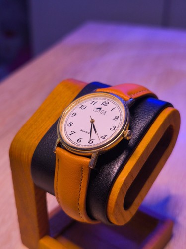 Montre lotus vintage - montre,