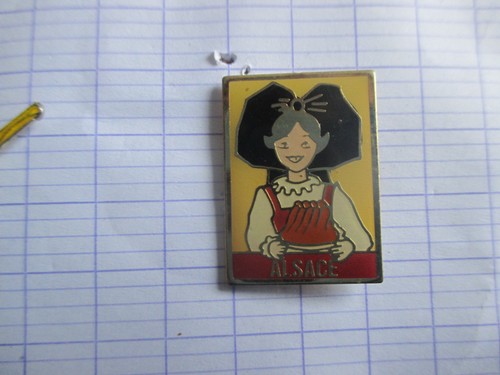 Pin alsace coiffe - ,