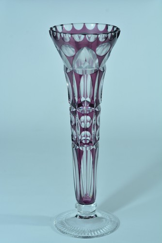 Ancien vase cornet - en, cristal
