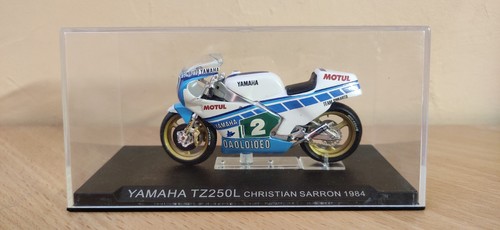 Moto altaya 24 yamaha - moto, gp