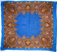 - PIERRE BALMAIN châle  laine