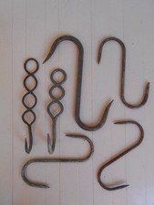 LOT DE CROCHETS DE BOUCHER