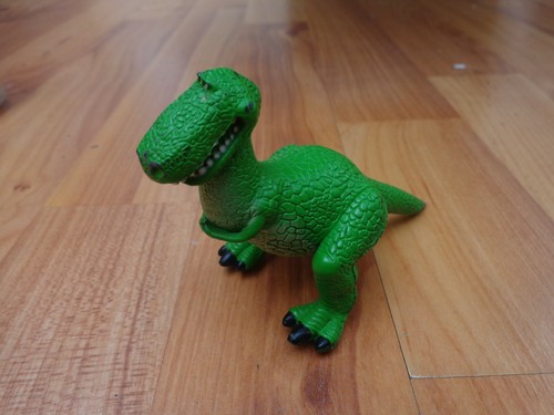 Rare 8cm disney original - disney,