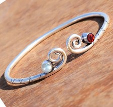 Bracelet nouveau look coupe