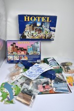HOTEL - jeu de société - 1996 - MB