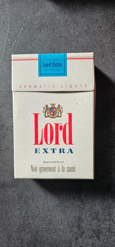Paquet cigarette vide - paquet,