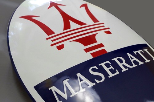 Plaque emaillée maserati - plaque,