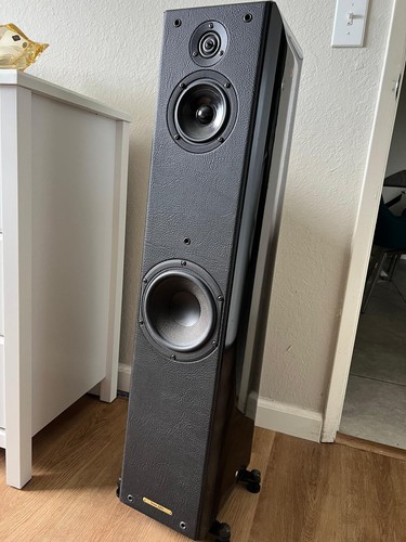 Sonus faber toy - sonus,