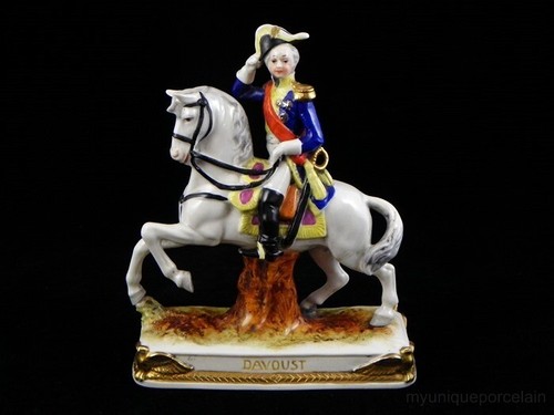 Statue equestre marechal - statue, du