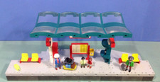 Playmobil -- Pièce de rechange - Grand quai de gare 4382 --
