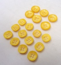 Lot de 18 Boutons anciens en