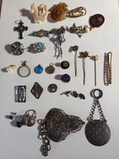 Anciens bijoux et autres à porter réparer transformer