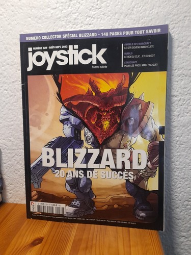 Revue magazine joystick - revue,