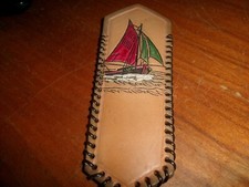 Ancien ETUI à PEIGNE en peau