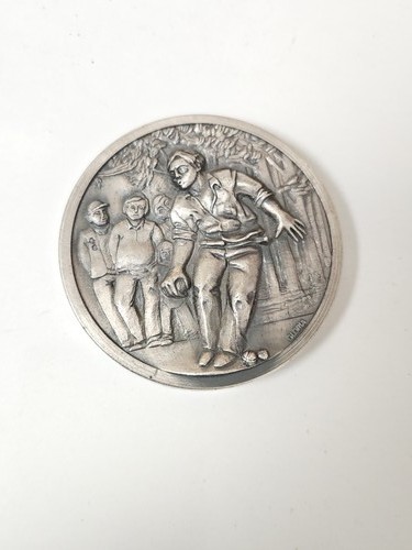 Médaille ancienne vintage