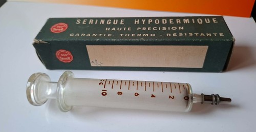 Grande seringue ancienne - ,