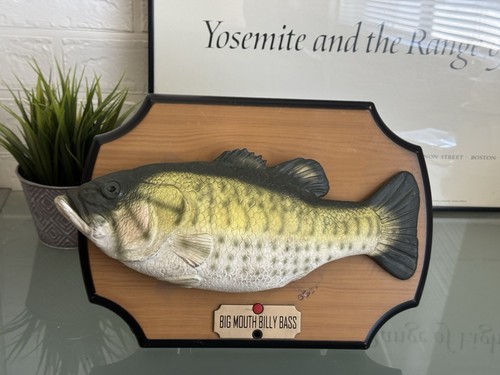 Vtg big mouth billy bass - big,