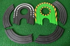 Lot de 14 rails pour circuit de voitures électrique MICRO SCALEXTRIC HORNBY