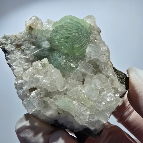 Sphère préhnite cube de - préhnite,,