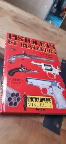 Livre pistolets revolvers - livre, et