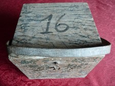 Petite caisse bois avec sangle de portage a identifier ww1 ou ww2-telephonie ?