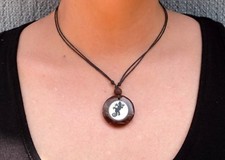 Collier de surfeur style Bali pendentif gecko coco os  