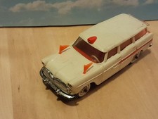 SIMCA MARLY AMBULANCE NOREV